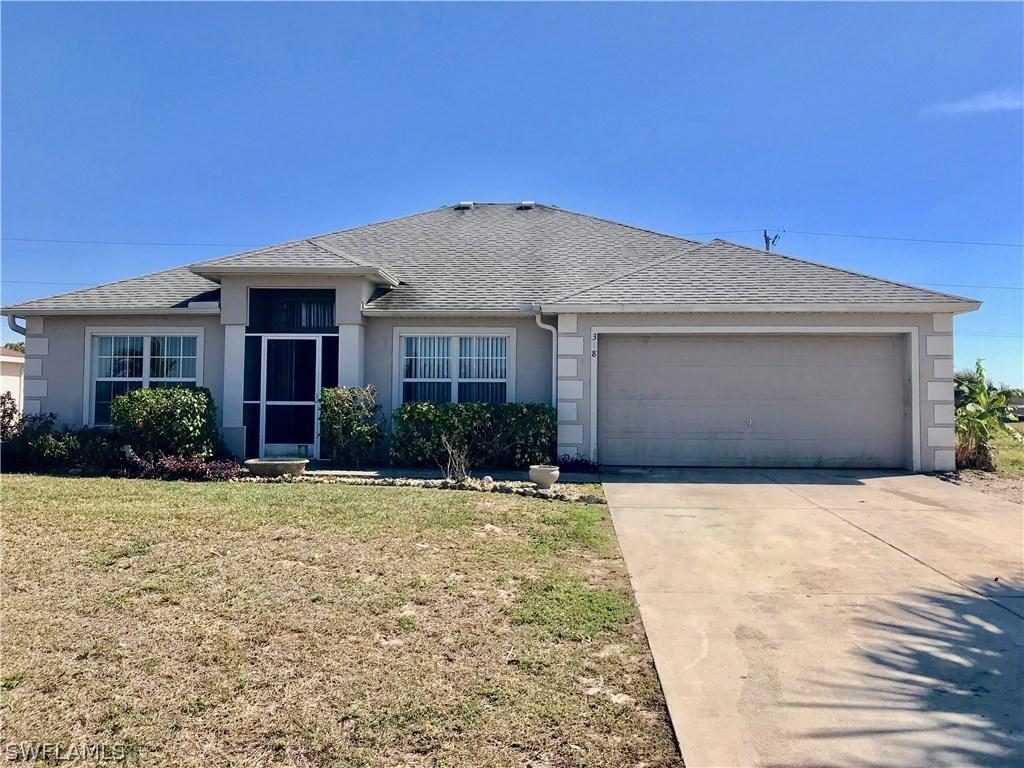 318 NE 27th Ter., Cape Coral, FL 33909