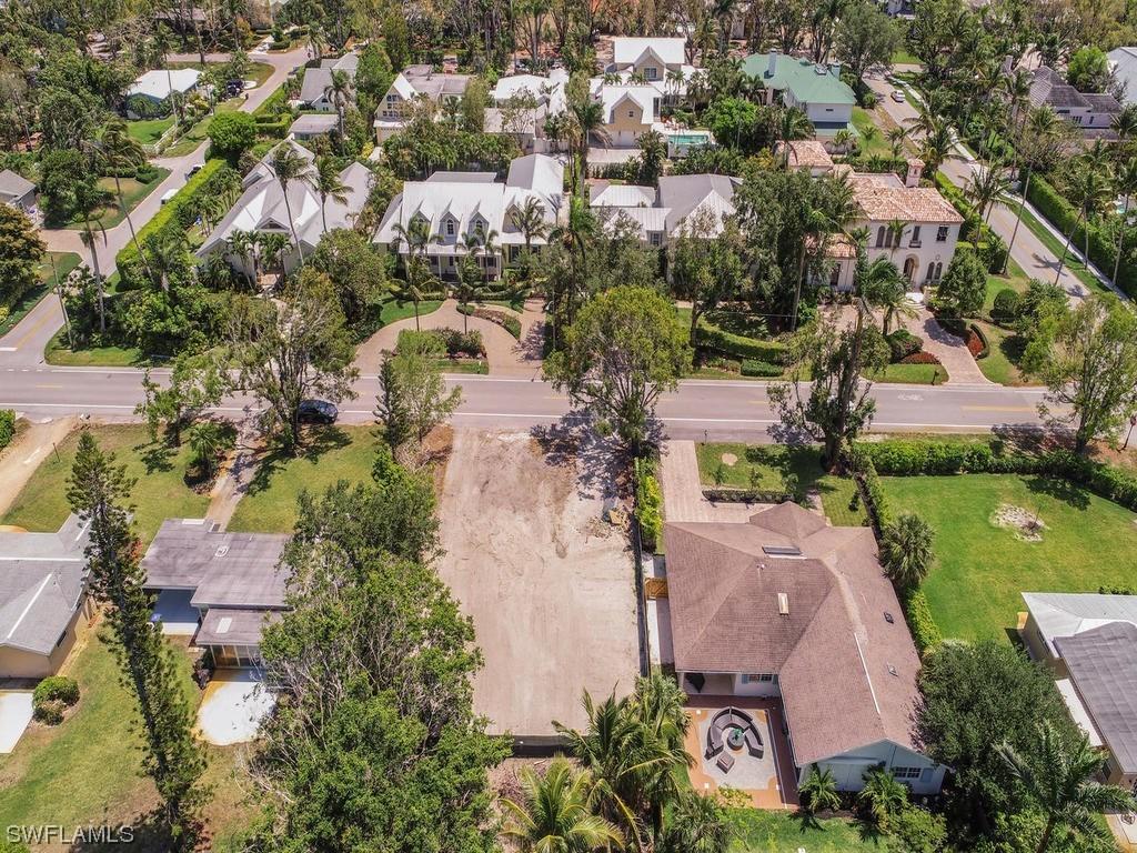 351 4th Ave., Naples, FL 34102