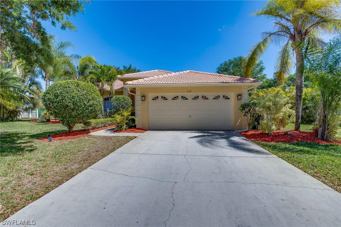 812 Willow Springs Ct., Naples, FL 34120