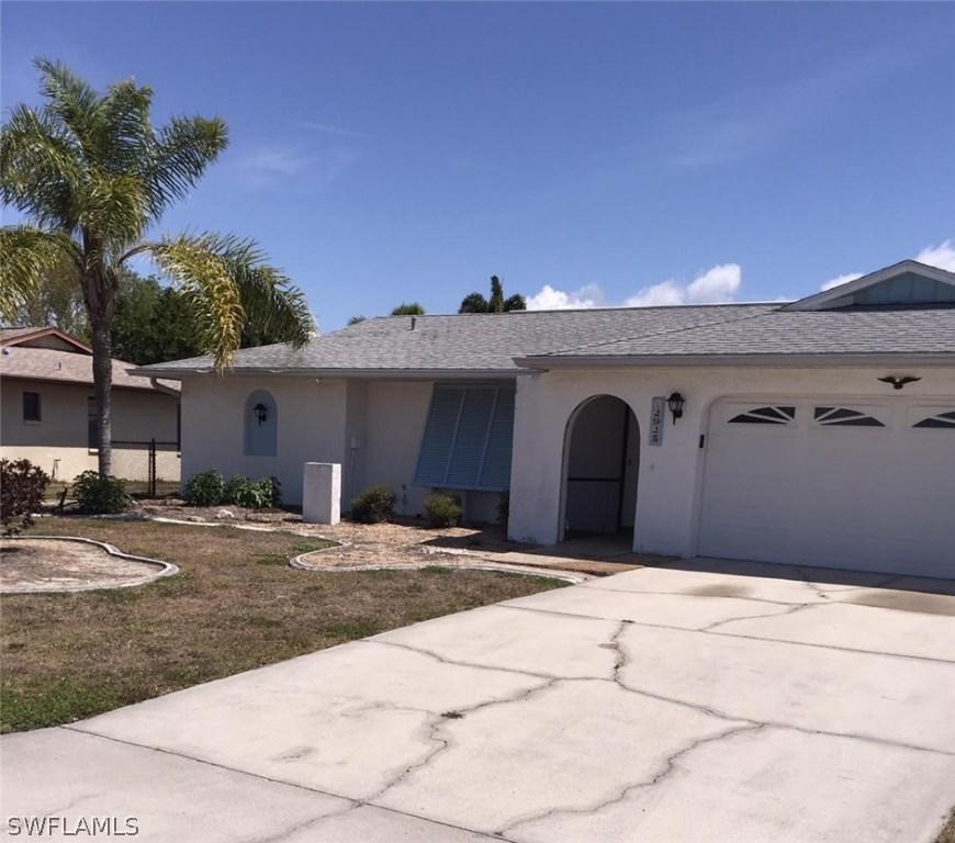 2925 SE 10th Pl., Cape Coral, FL 33904
