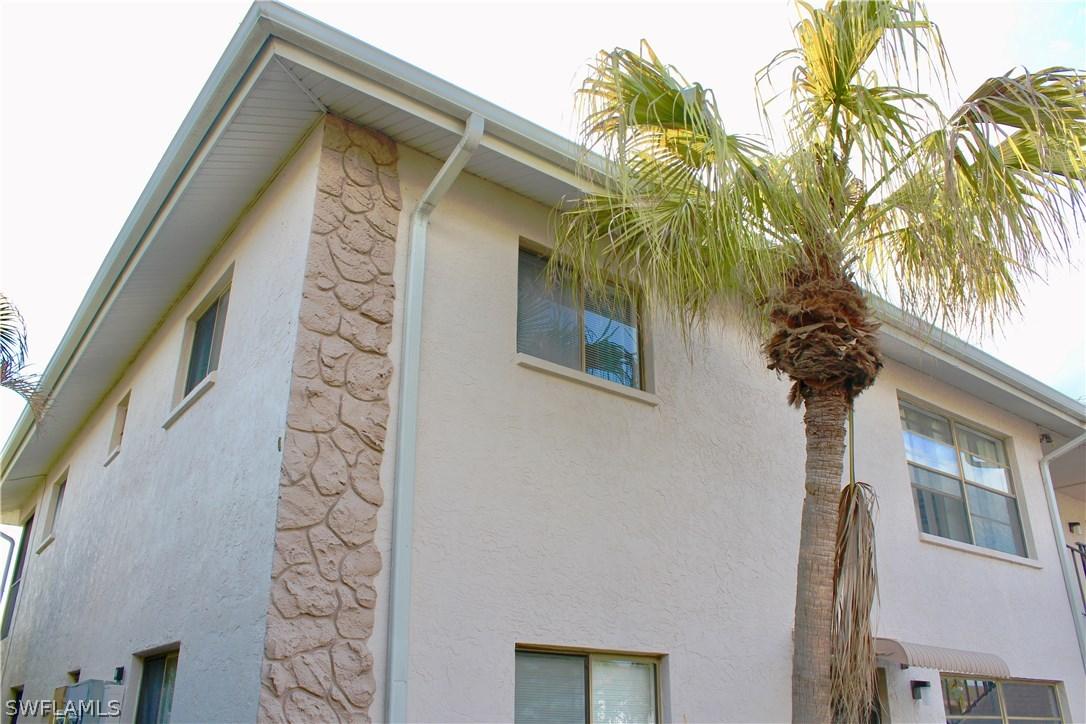 3818 SE 11th Pl. #201, Cape Coral, FL 33904