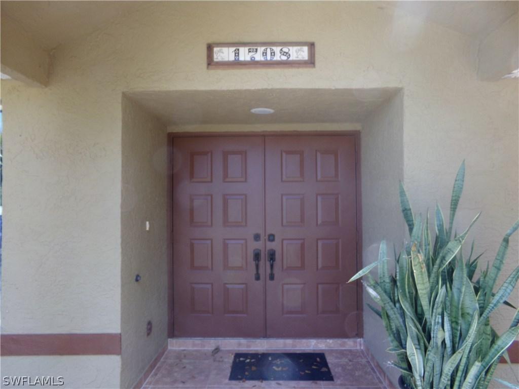 1708 Henry Ave., Lehigh Acres, FL 33972