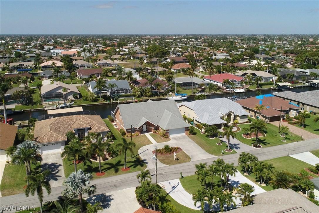 5300 SW 8th Ct., Cape Coral, FL 33914