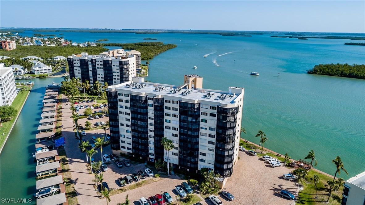 4263 Bay Beach Ln. #813, Fort Myers Beach, FL 33931