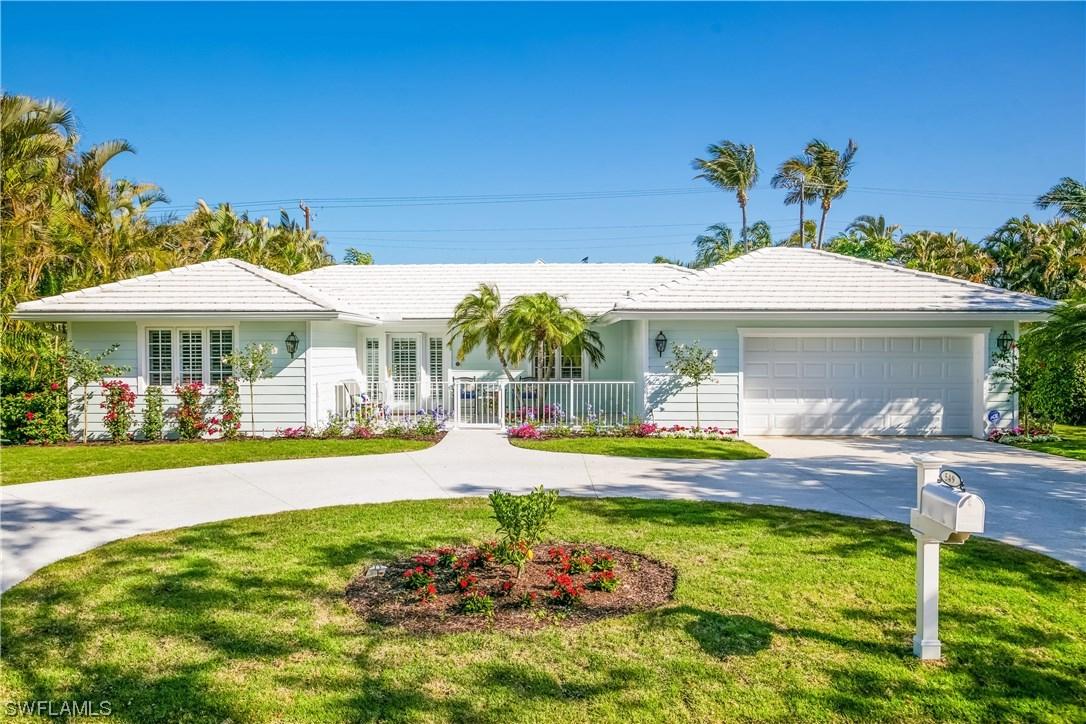 549 7th Ave., Naples, FL 34102