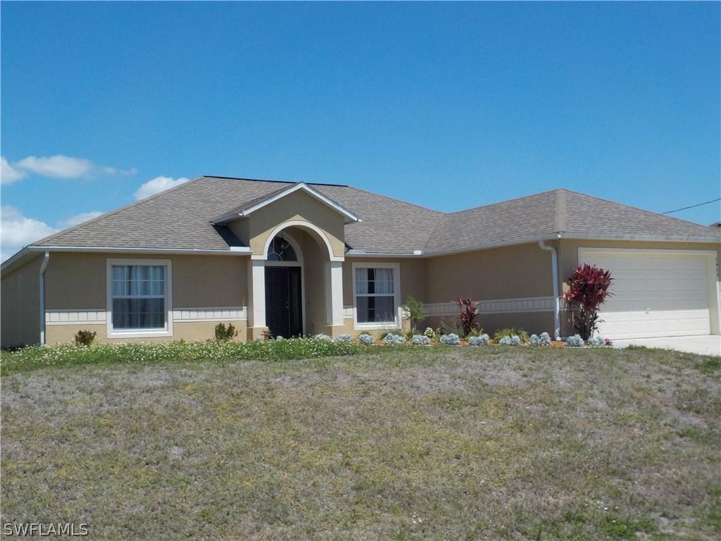 1917 NE 20th Ter., Cape Coral, FL 33909