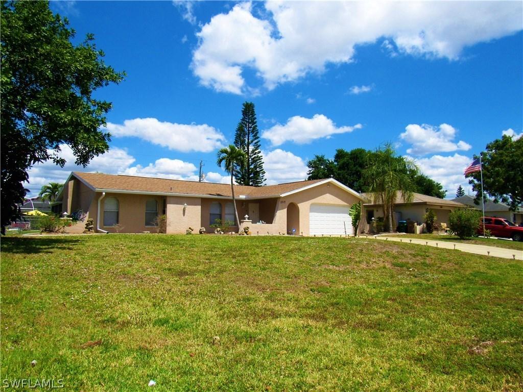 1317 SE 22nd St., Cape Coral, FL 33990