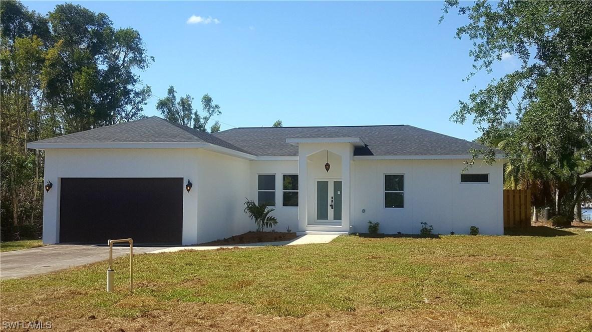 7153 Albany Rd., Fort Myers, FL 33967