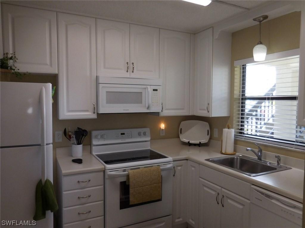 4146 27th Ct. #101, Naples, FL 34116