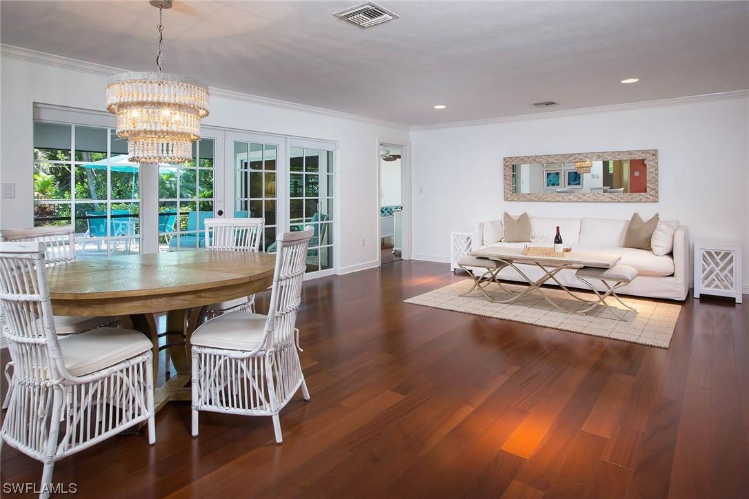 504 Turtle Hatch Rd., Naples, FL 34103