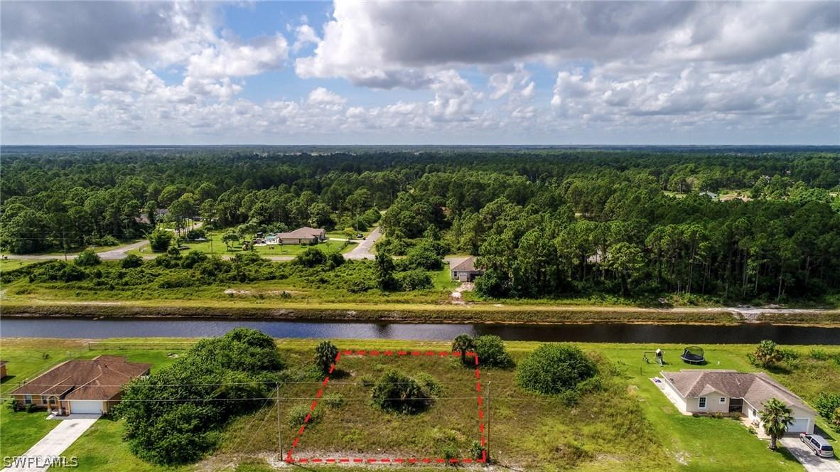 1118 Hudson St., Lehigh Acres, FL 33974