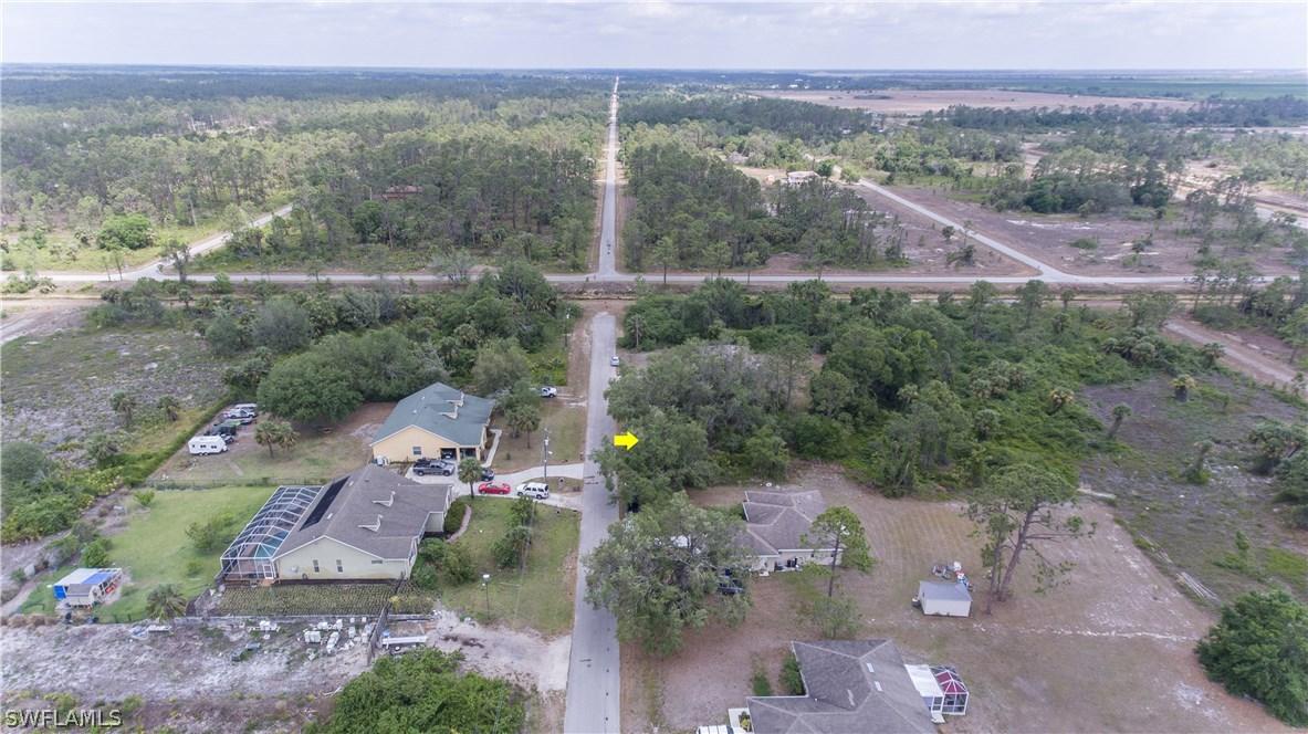 718 Abbott Ave., Lehigh Acres, FL 33972
