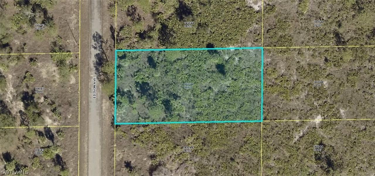 1512 Edison Ave., Lehigh Acres, FL 33972