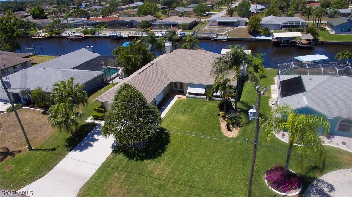 3038 SE 10th Pl., Cape Coral, FL 33904