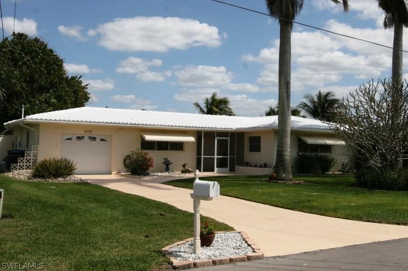 5125 Santa Rosa Ct., Cape Coral, FL 33904