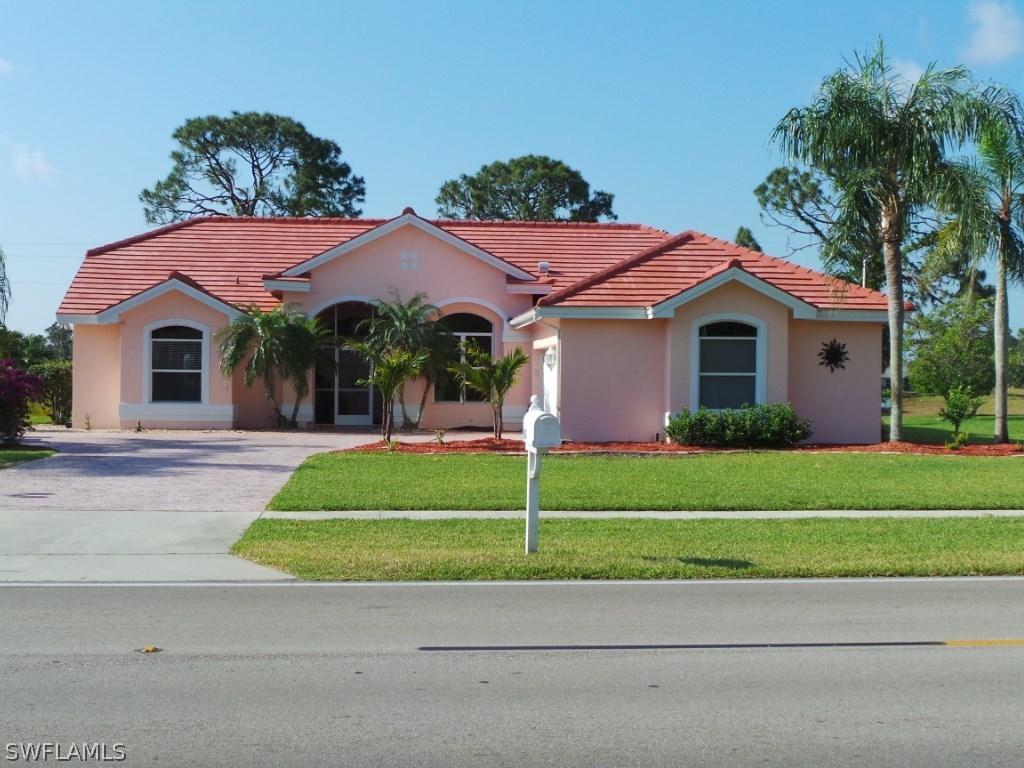 692 Milwaukee Blvd., Lehigh Acres, FL 33974