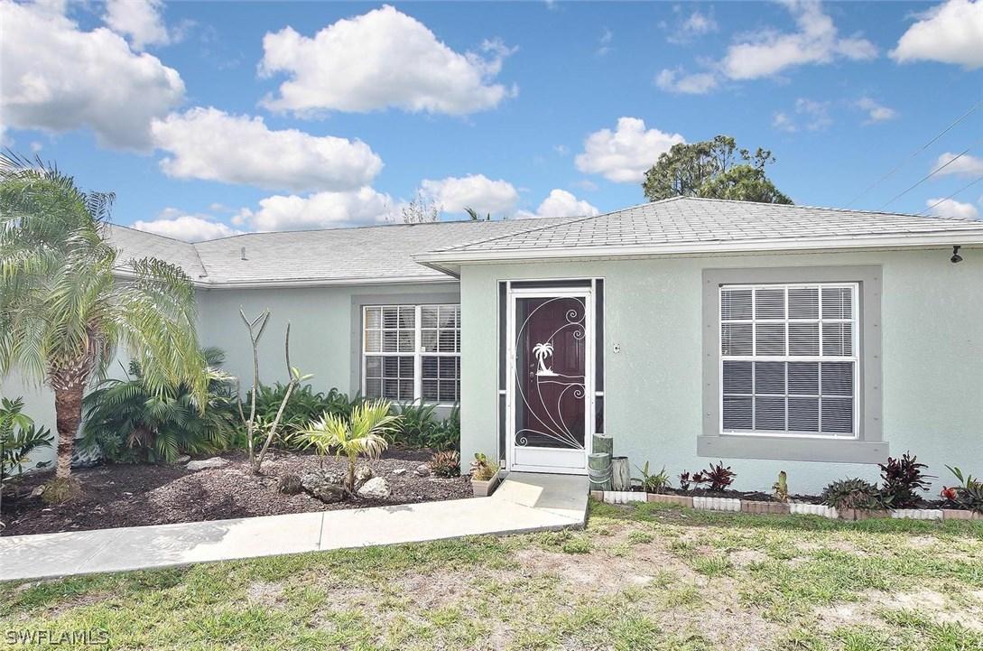 800 NE 44th Ln., Cape Coral, FL 33909