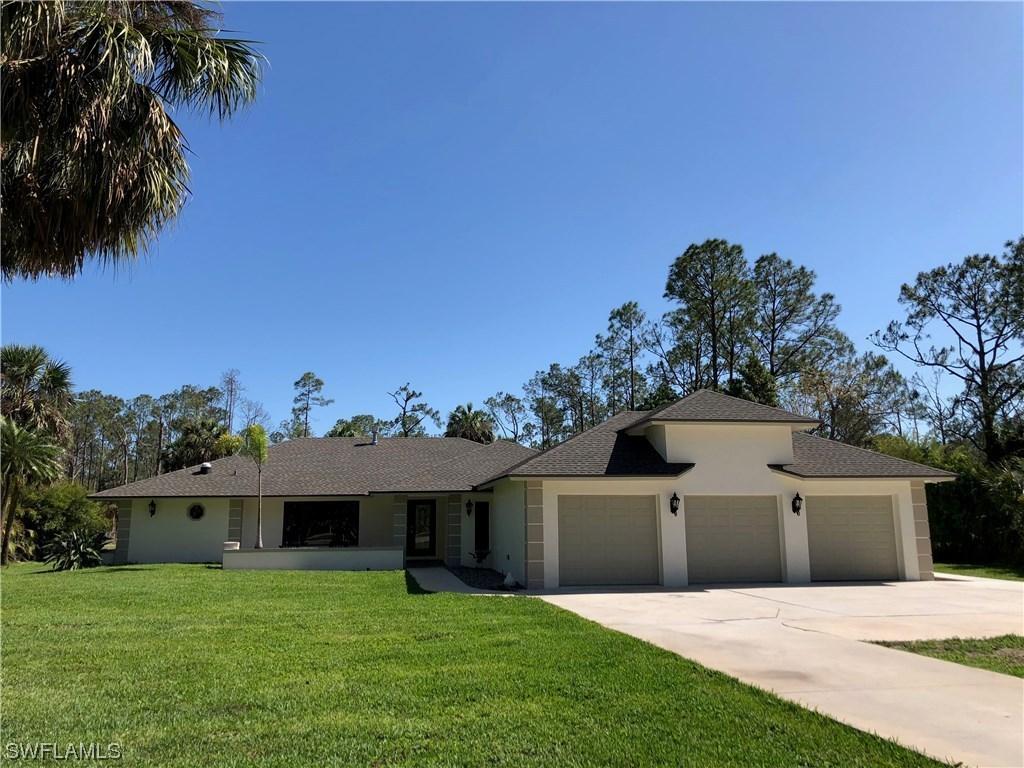 4220 5th Ave., Naples, FL 34119