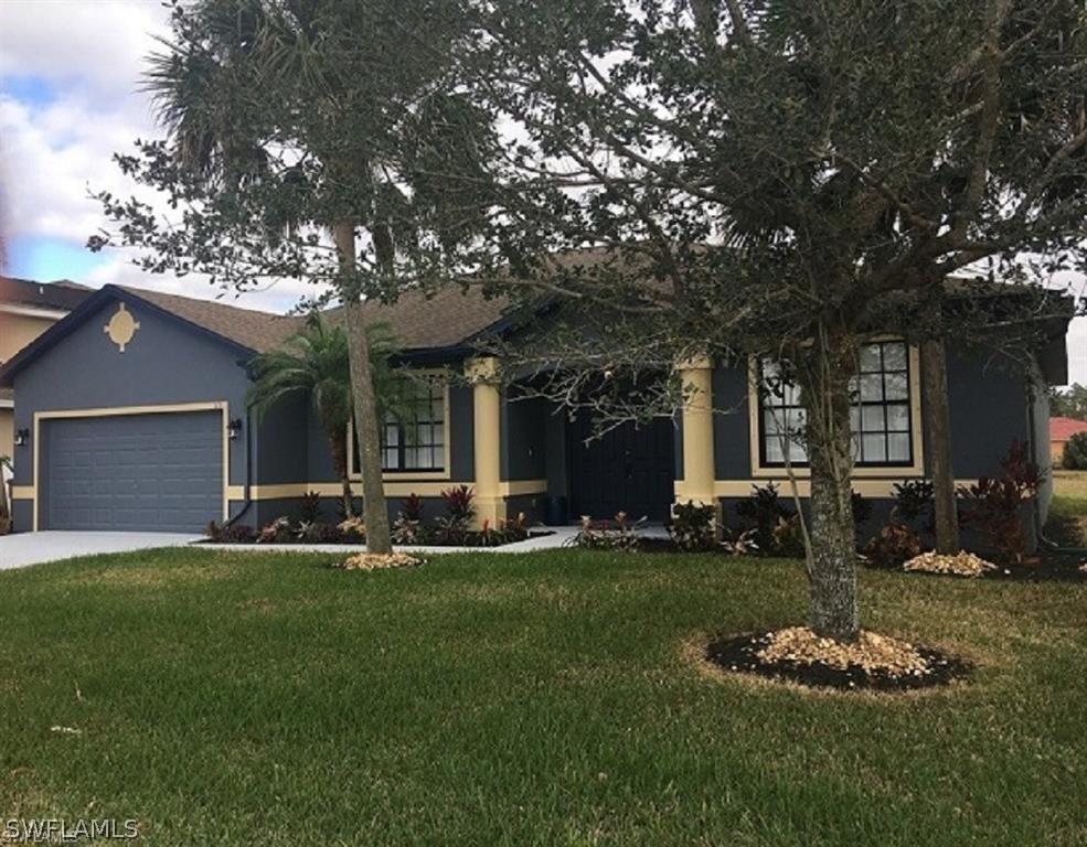 113 Shadow Lakes Dr., Lehigh Acres, FL 33974