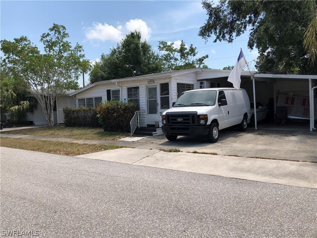 2056 Maple Ave., Fort Myers, FL 33901