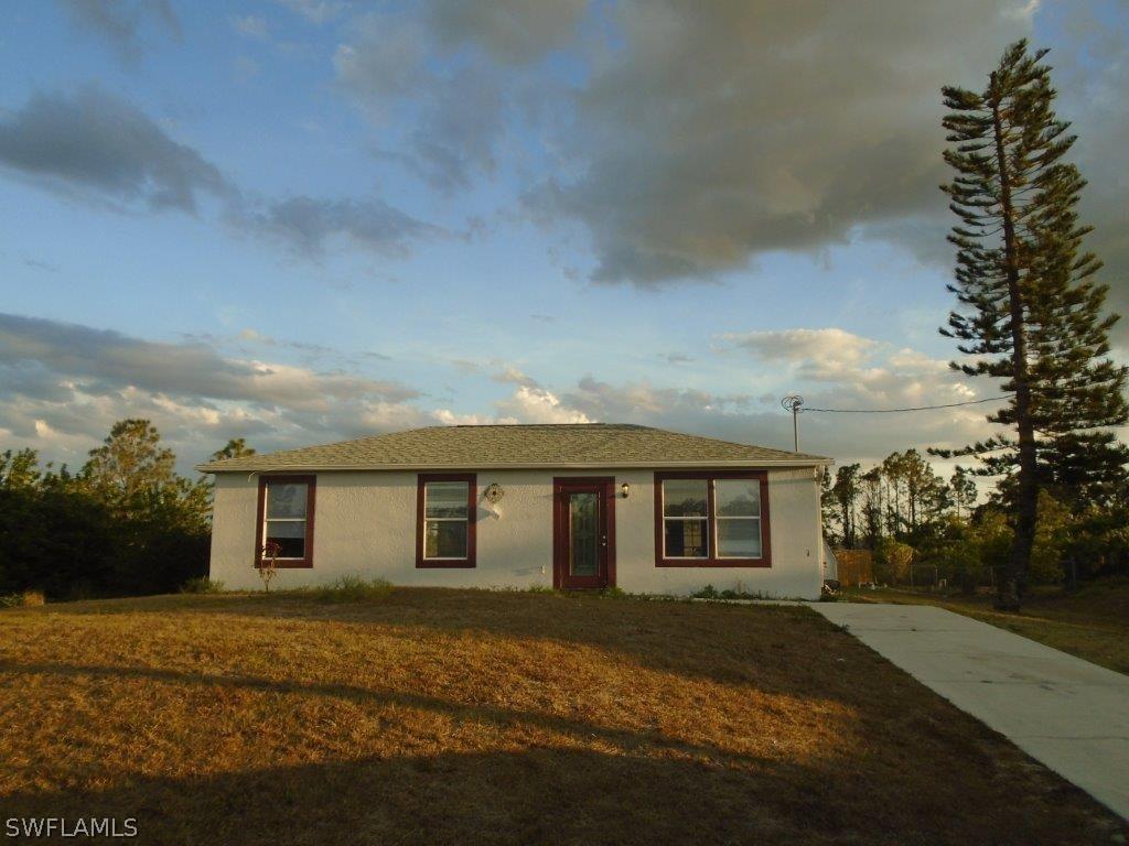 2905 17th St., Lehigh Acres, FL 33976