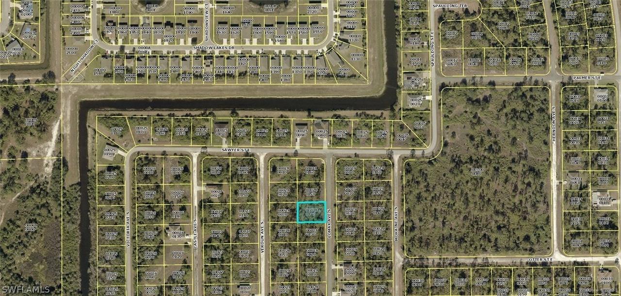 184 Lomax Ave., Lehigh Acres, FL 33974