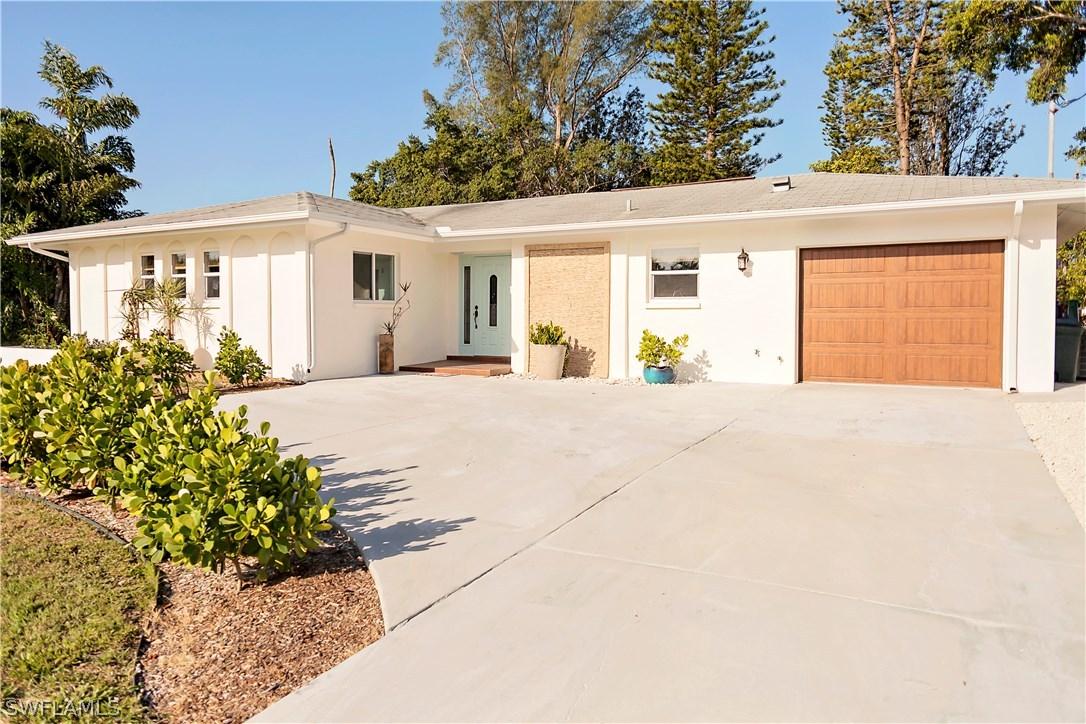 4108 SE 9th Ct., Cape Coral, FL 33904