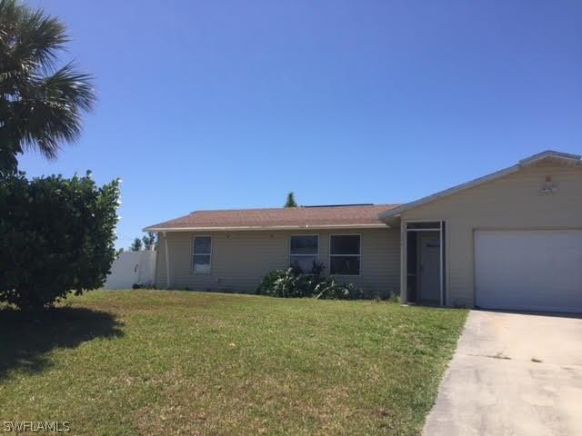106 NE 12th Ln., Cape Coral, FL 33909