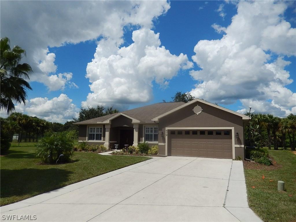 479 Shadow Lakes Dr., Lehigh Acres, FL 33974