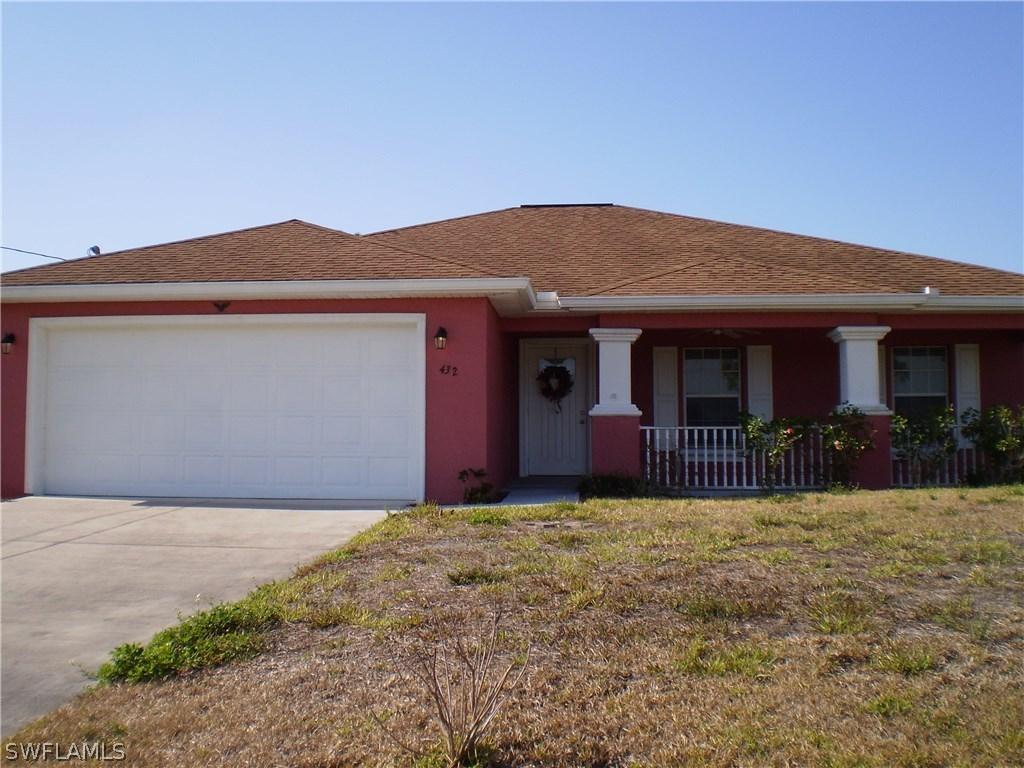 432 Rayford St., Lehigh Acres, FL 33974