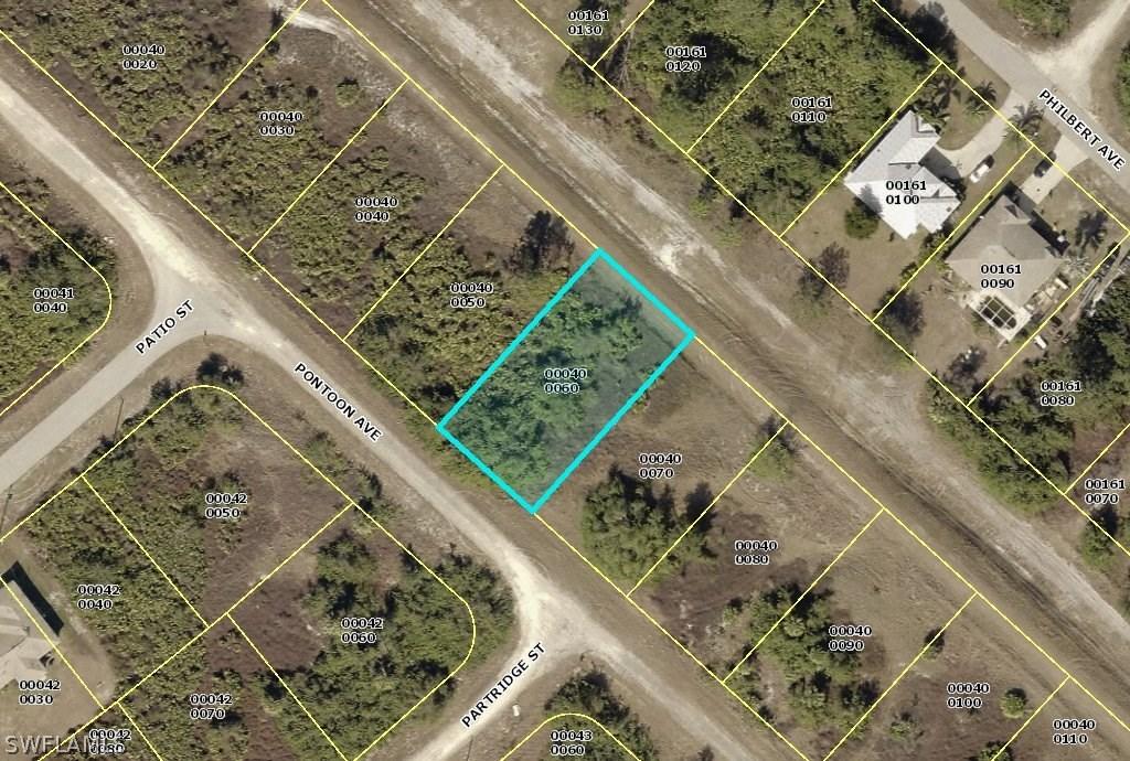 371 Pontoon Ave., Lehigh Acres, FL 33974