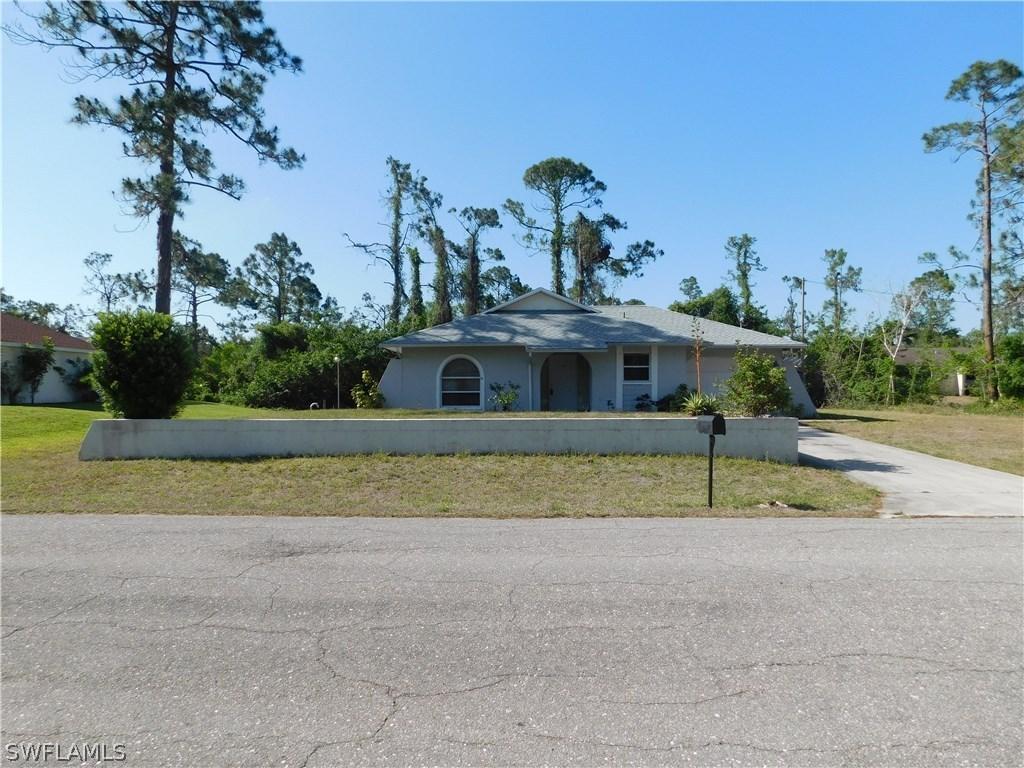 3202 E 5th St., Lehigh Acres, FL 33972