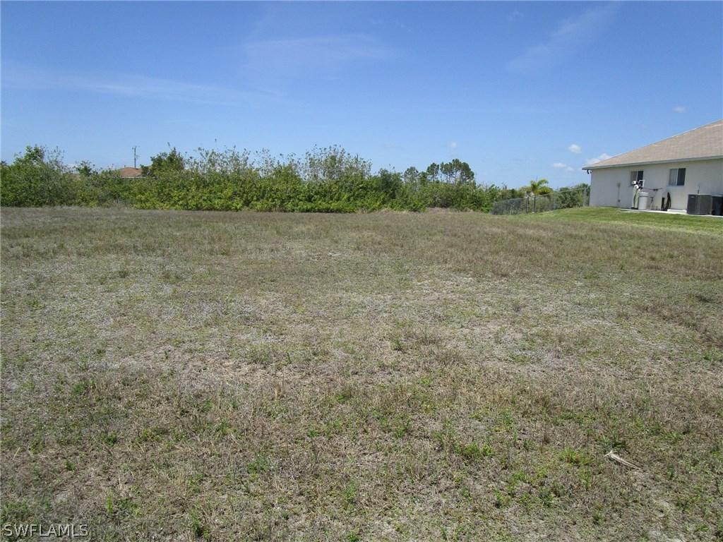 501 NW 19th Ter., Cape Coral, FL 33993