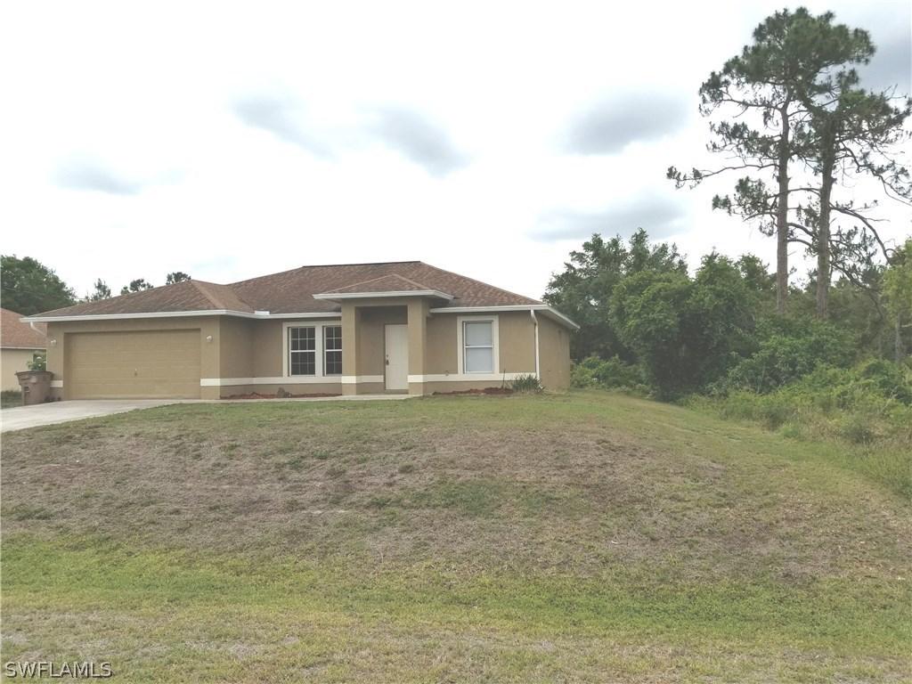 157 Duke Ave., Lehigh Acres, FL 33974