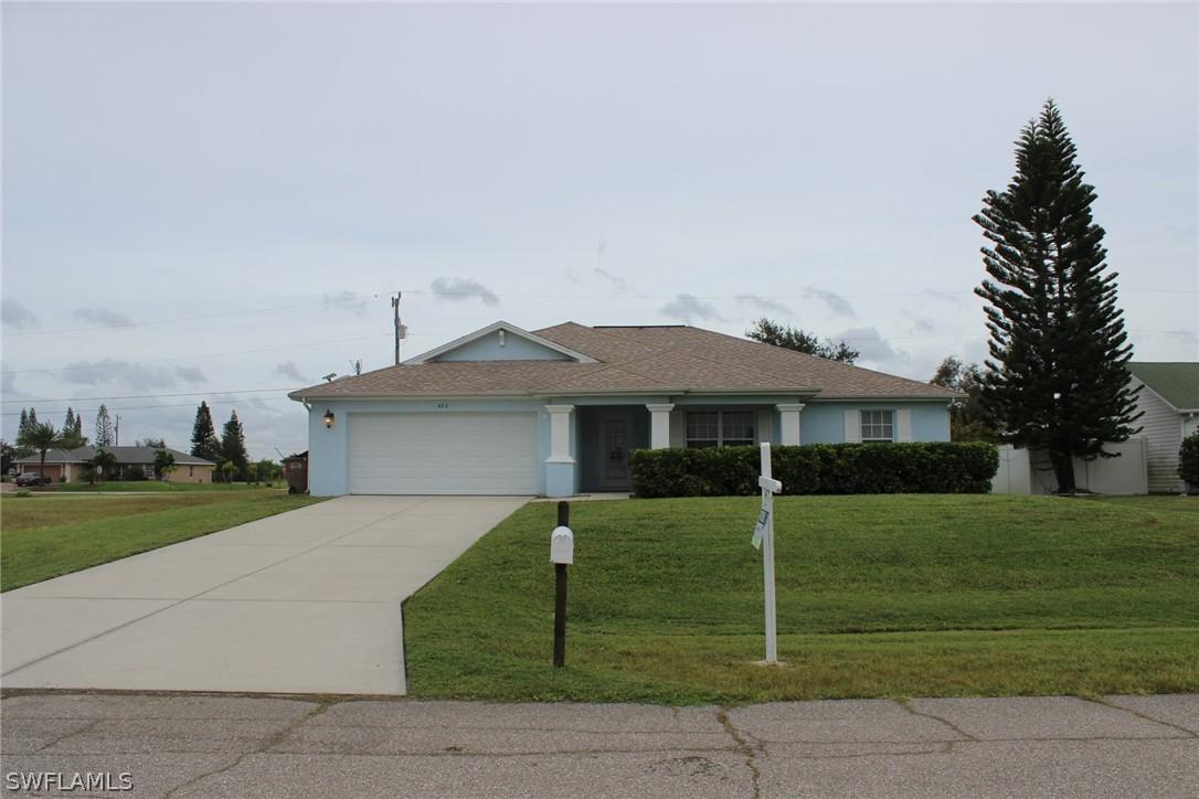 423 NW 13th St., Cape Coral, FL 33993