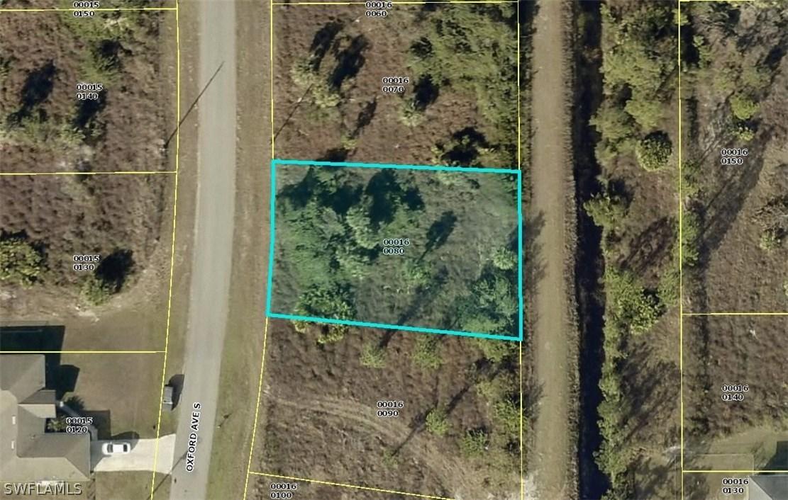 929 Oxford Ave., Lehigh Acres, FL 33974