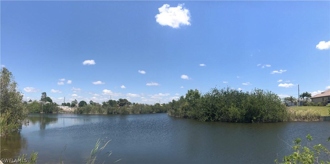 203 NW 19th Pl., Cape Coral, FL 33993