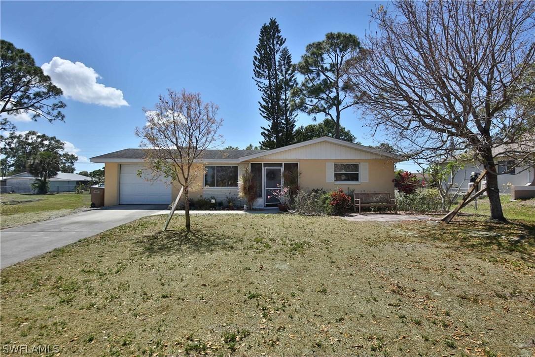 1153 Alabar Ln., Cape Coral, FL 33909