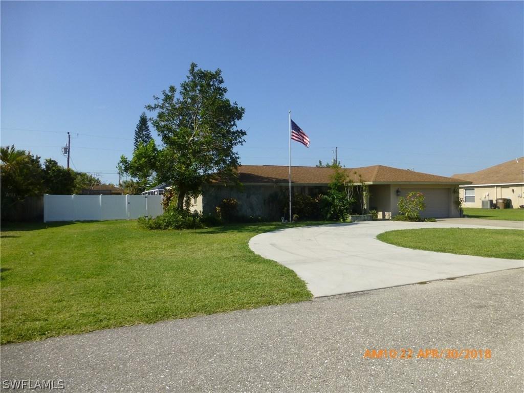 1006 SE 27th Ter., Cape Coral, FL 33904