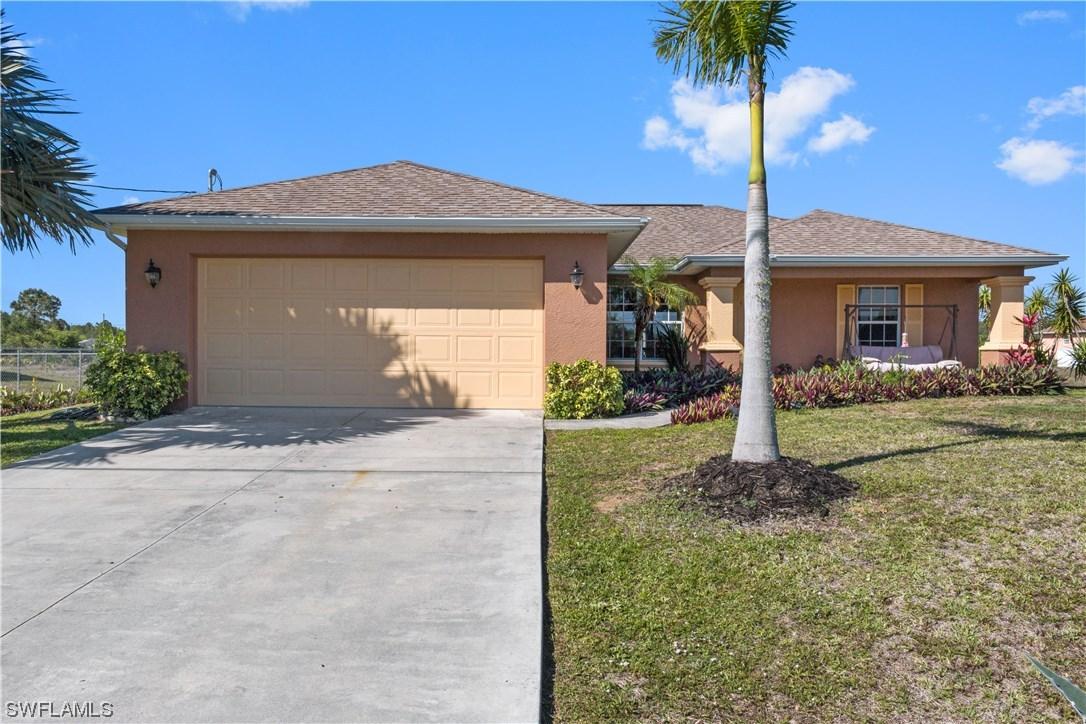 2033 Churchill Ave., Lehigh Acres, FL 33971