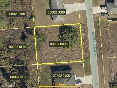132 Harold Ave., Lehigh Acres, FL 33973