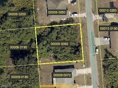 320 Gordon Ave., Lehigh Acres, FL 33973