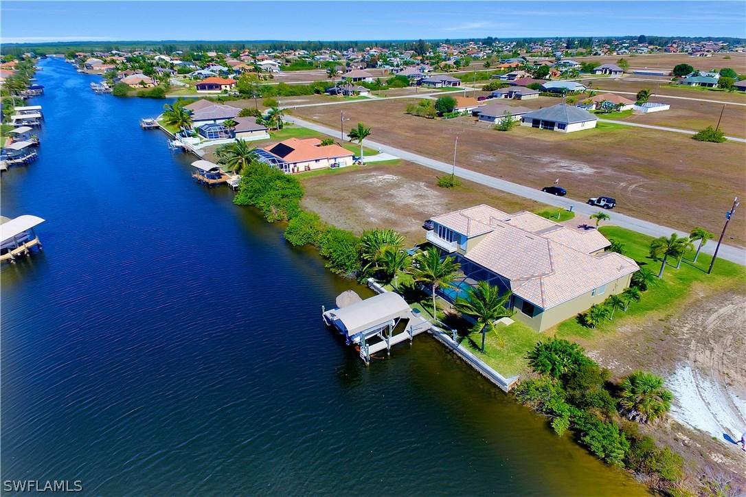 3320 NW 4th St., Cape Coral, FL 33993