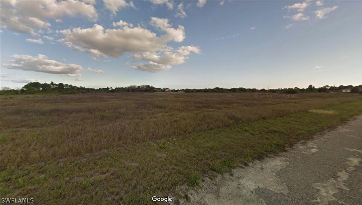 1414 Abbott Ave., Lehigh Acres, FL 33972