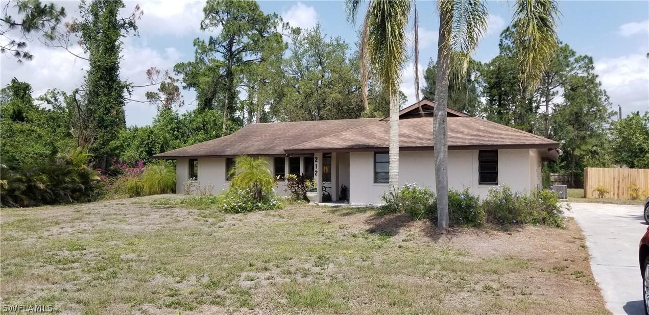 212 Richmond Ave., Lehigh Acres, FL 33936