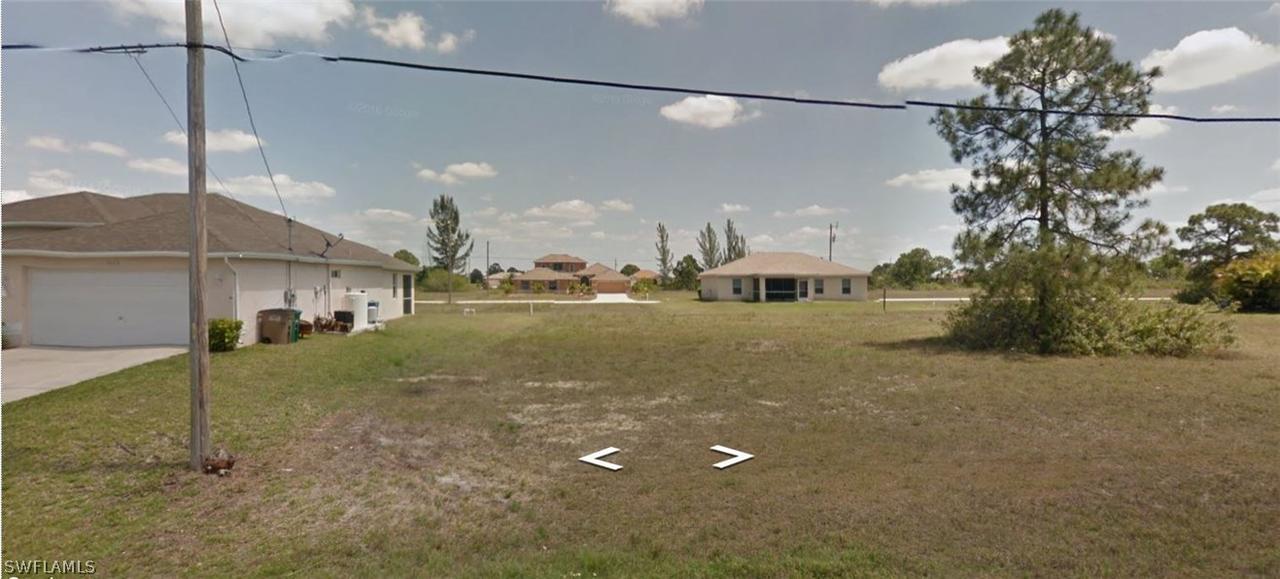 1419 NW 17th Pl., Cape Coral, FL 33993