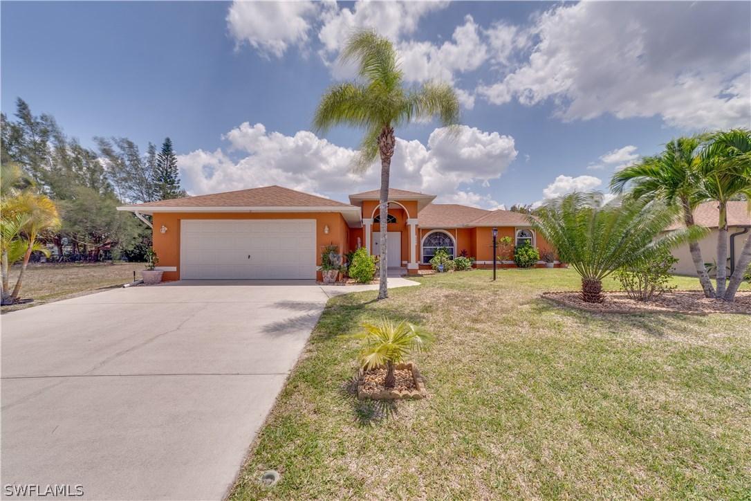 1227 SE 2nd Pl., Cape Coral, FL 33990