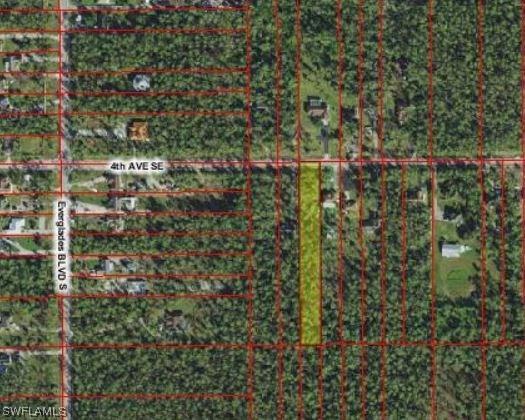 xxx 4th Ave., Naples, FL 34117