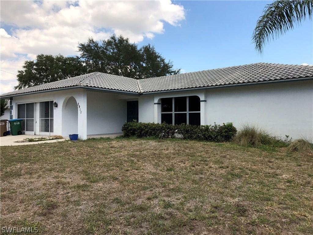 3911 SE 2nd Pl., Cape Coral, FL 33904