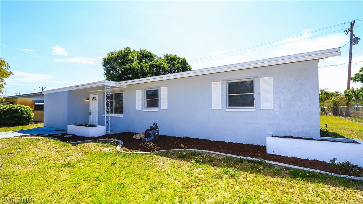 18 Andros St., Lehigh Acres, FL 33936